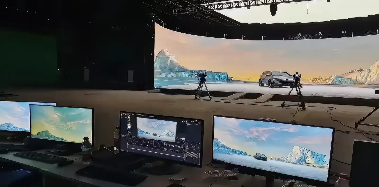 ARECH LED display factory floor