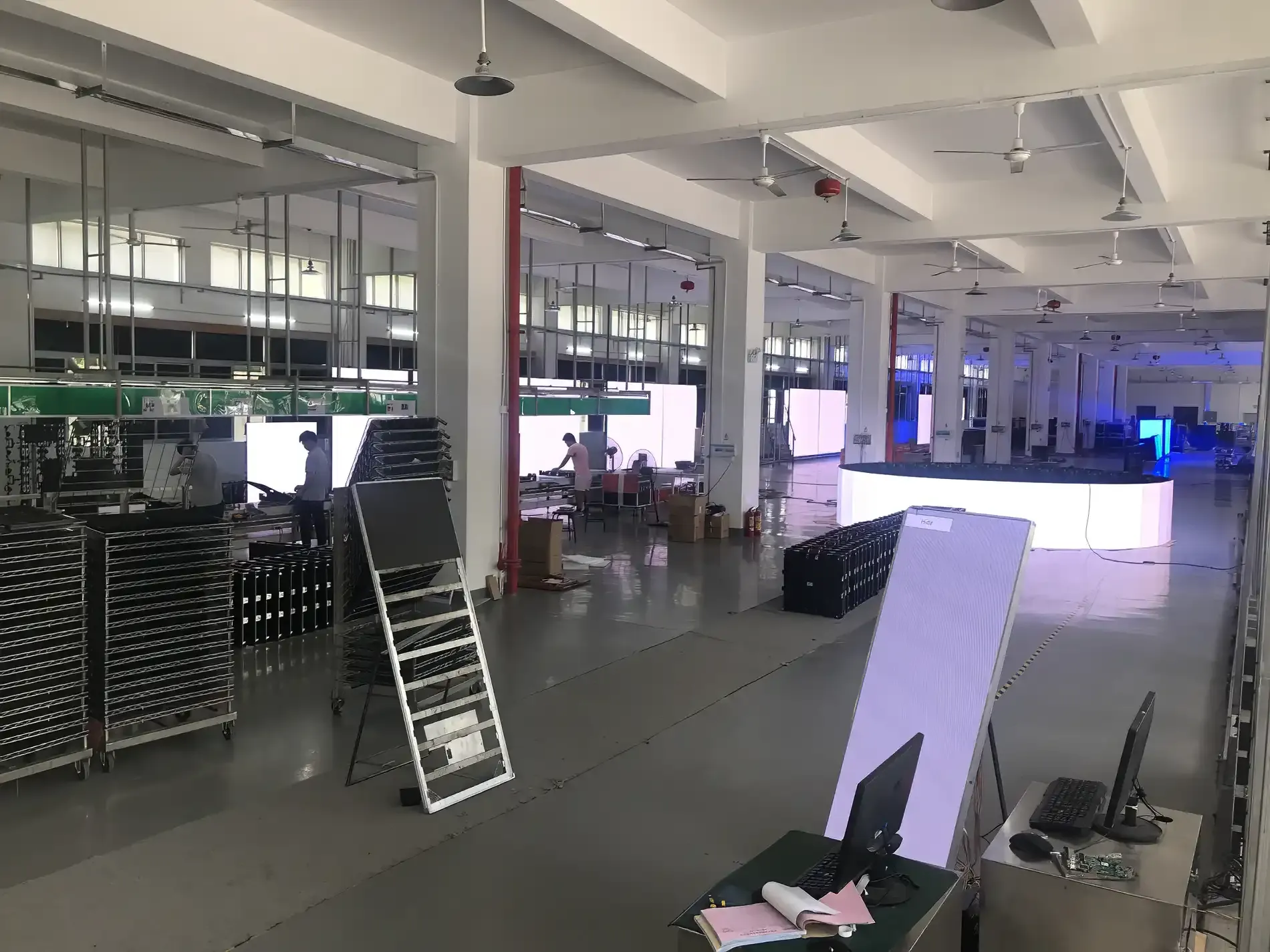 ARECH Rental LED Display Factory inside 2